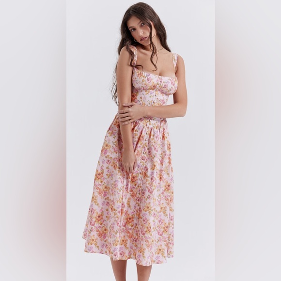 SOLD - Picture 2 of 9